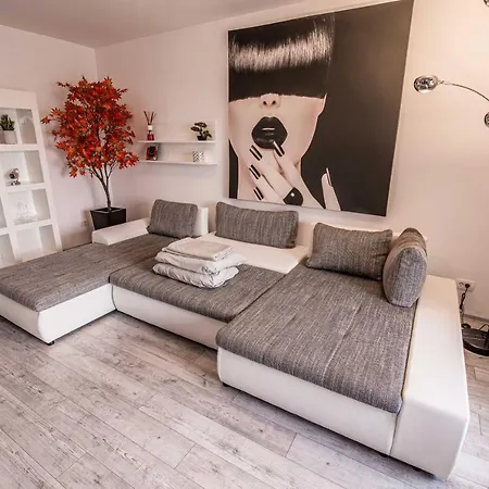 2-room Penthouse Plaza P1 Apartmán Bukurešť